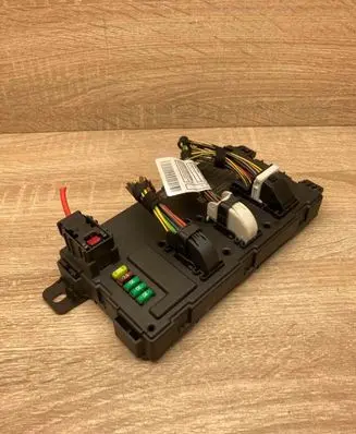 BMW 3 F30 F35 F31 Comfort/convenience module 9298959 A2C30450109 WITHPLUG