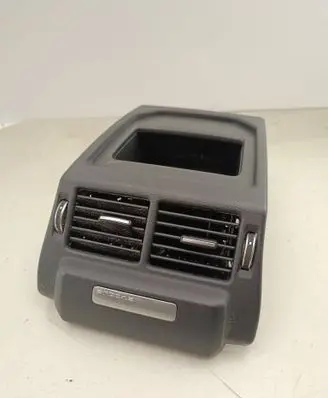 Land Rover Range Rover Evoque L538 Rear air vent grill EJ3204569B