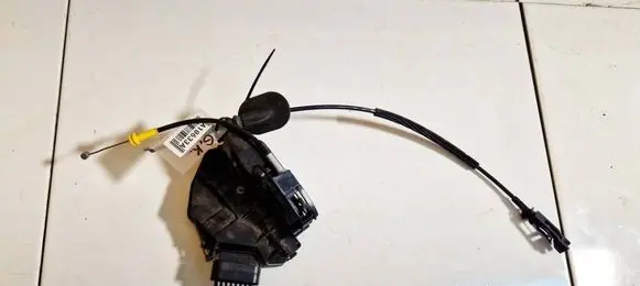 Ford Fiesta Rear door lock 8a6aa26413ae 8a6a-a26413-ae