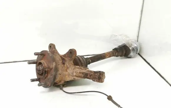 Land Rover Freelander Front wheel hub spindle knuckle