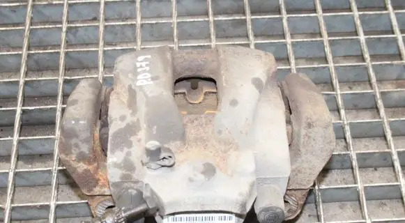 BMW X3 F25 Front brake caliper