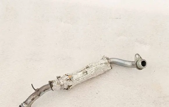 Audi A6 S6 C6 4F Turbo turbocharger oiling pipe/hose 059145735N