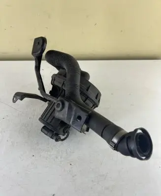 Audi A6 S6 C6 4F Secondary air pump ZSB078906601G 72273803 06A959253B