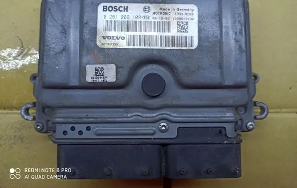 Volvo S80 Engine control unit/module 30743338
