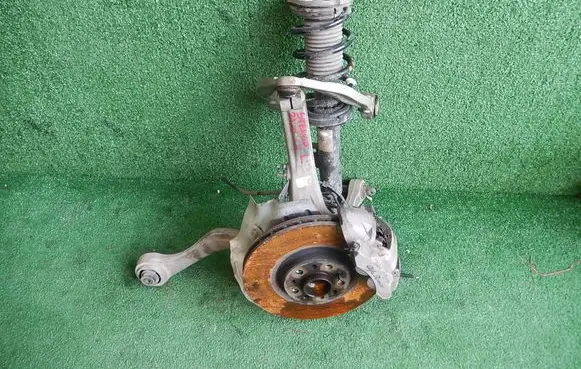 Alfa Romeo Stelvio Front wheel hub spindle knuckle