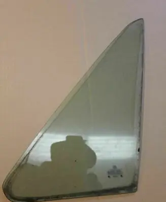 Volkswagen Golf I Front vent window/glass (coupe) 171845251A