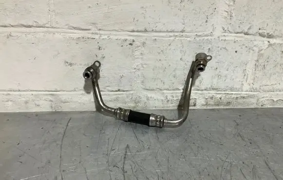 Coolant pipe/hose