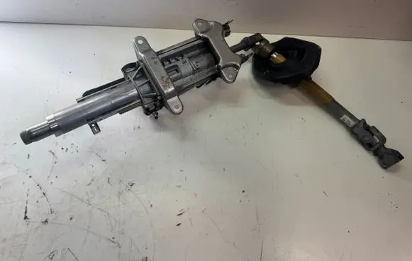 Steering wheel axle set