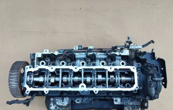 Citroen C3 Engine head 9685052710