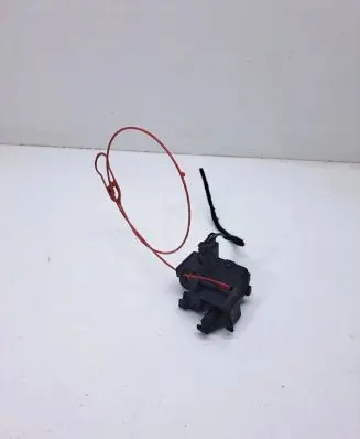 Fuel tank cap lock motor
