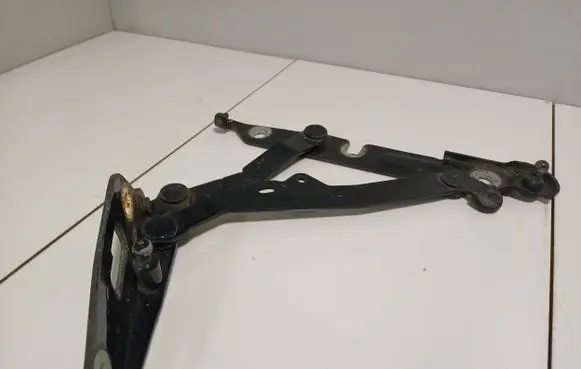Audi A6 S6 C6 4F Tailgate/trunk/boot hinge 4F5827301D 2507 S52669