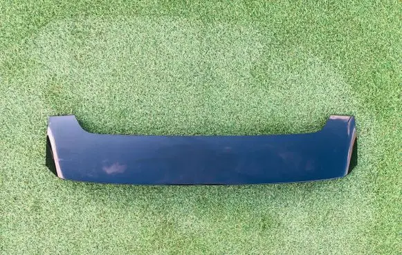 Dacia Duster II Tailgate/trunk spoiler 960309055R 960309055r 960305411R