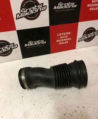 Volvo XC70 Air intake hose/pipe 30769233