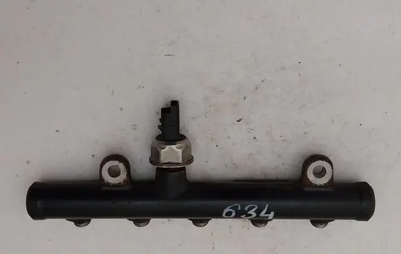 Citroen C4 I Picasso Fuel main line pipe 9681649580 9658227880