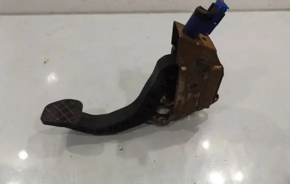 Skoda Fabia Mk2 (5J) Clutch pedal 