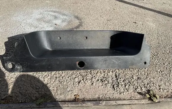 Opel Vivaro Front sill trim cover 8200523968 93857781 8200523986