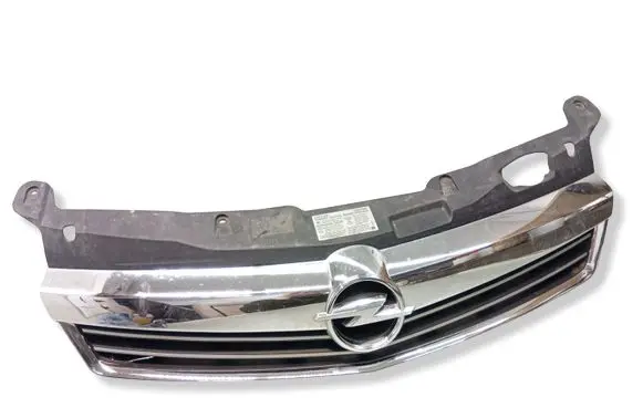 Opel Astra H Front bumper upper radiator grill 13225780