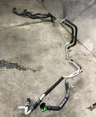 Mitsubishi Eclipse Cross Engine coolant pipe/hose