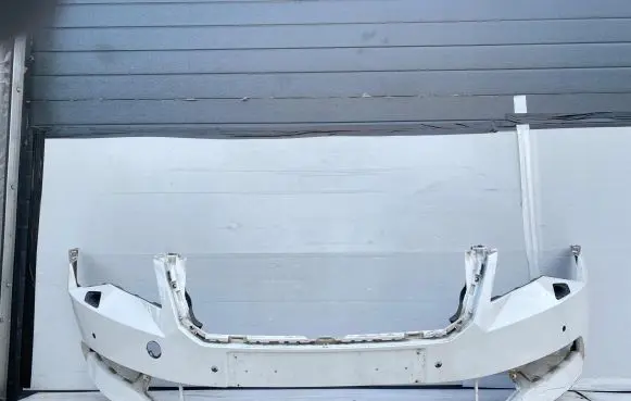Skoda Superb B8 (3V) Front bumper 3V0807221