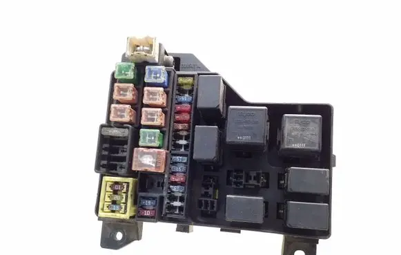 Volvo S40, V40 Fuse module 30859714 72541985