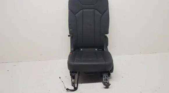 Audi Q7 4M Rear seat 
