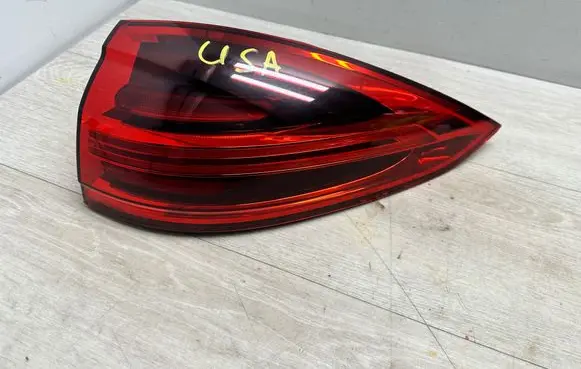 Porsche Cayenne (92A) Rear/tail lights 95863106101 7P5945208H