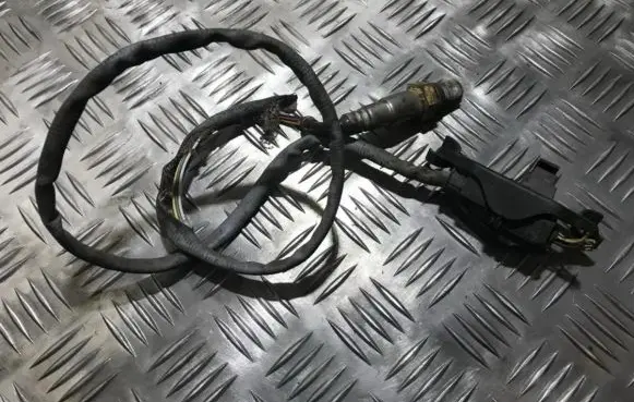 BMW 5 GT F07 Lambda probe sensor 0258017099 7558073-01