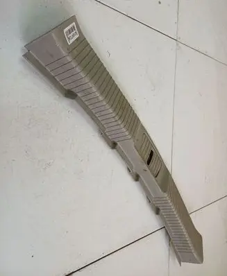 Saturn Vue Other trunk/boot trim element 96811888