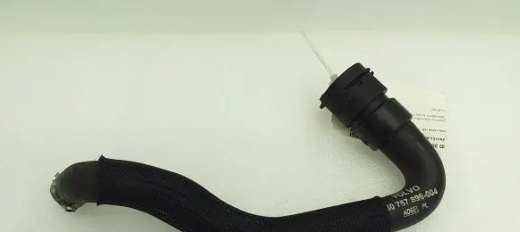 Volvo XC60 Engine coolant pipe/hose 30757896