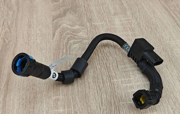 BMW 4 G22 G23 G24 G26 Fuel line pipe 8579955 8476467