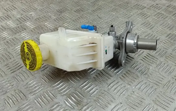 Jeep Cherokee Master brake cylinder