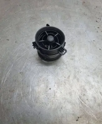 Toyota Yaris Dash center air vent grill 555686-2280