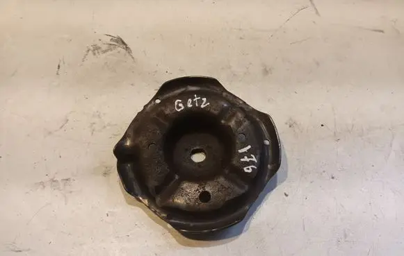 Hyundai Getz Front coil spring rubber mount 