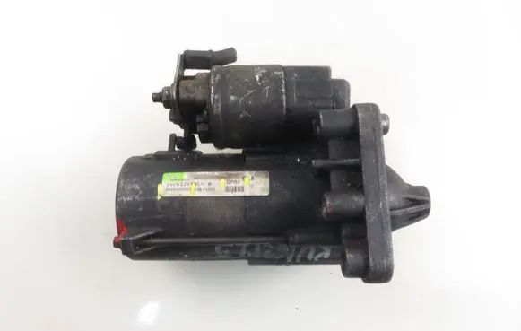 Peugeot Expert Starter motor D7G3 9645100680