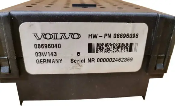 Volvo XC90 Fuse module 08696098 08696040 03W143