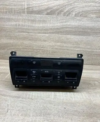 Audi A6 S6 C5 4B Climate control unit 4B0820043F 5HB00760400