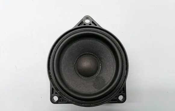 Tesla Model 3 Front door speaker 1079742-00-A