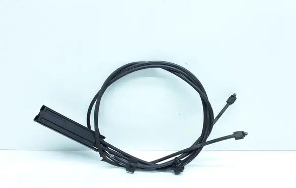 Volvo S90, V90 Engine bonnet/hood lock release cable 31352884