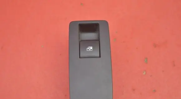 Opel Insignia A Electric window control switch 13301888