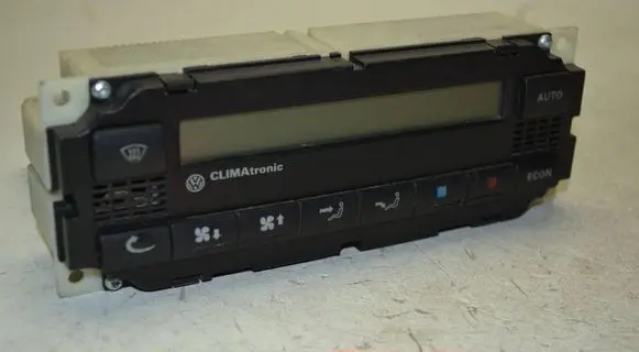 Volkswagen Golf IV Climate control unit 5HB00761703 3B1907044A 5HB00761702