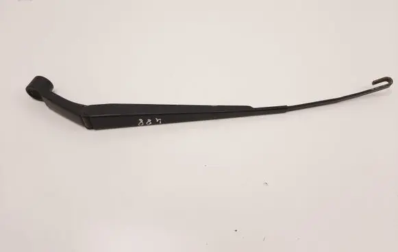 Toyota Hilux (AN10, AN20, AN30) Front wiper blade arm 6903NWBLE