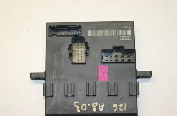 Audi A8 S8 D3 4E Comfort/convenience module 4E0910279A