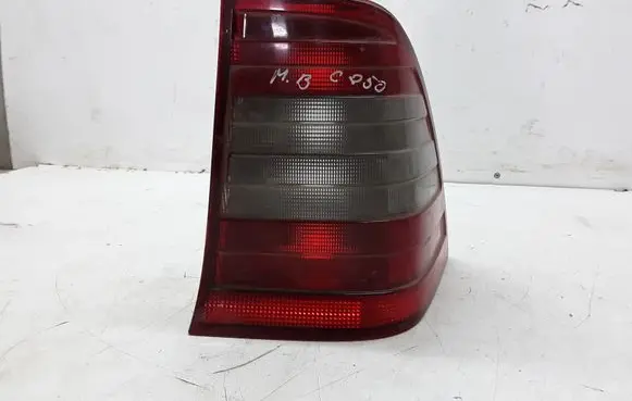Mercedes-Benz C W202 Rear/tail lights 2028202864