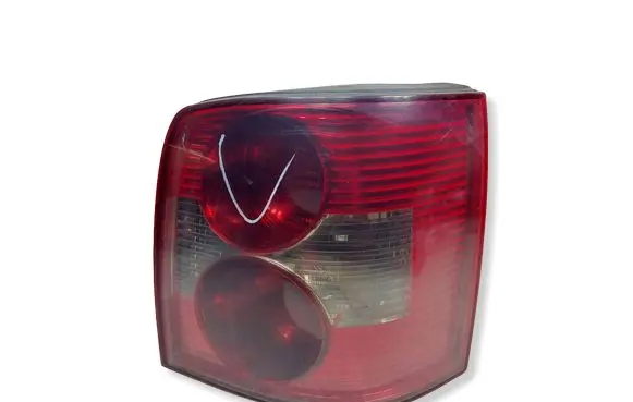 Volkswagen PASSAT B5.5 Rear/tail lights 153452KASACJA 153452