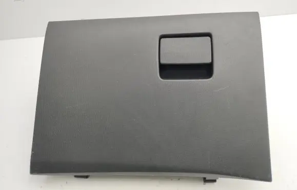 Mazda CX-5 II Glove box