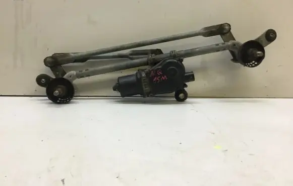 Nissan Qashqai Front wiper linkage 315A