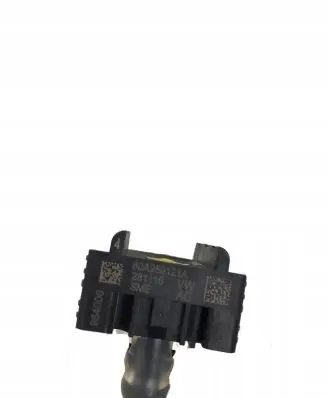 Mercedes-Benz GLA W156 Airbag deployment crash/impact sensor A1569056800