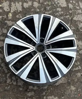 Volkswagen Arteon R18 alloy rim 3G8601025F