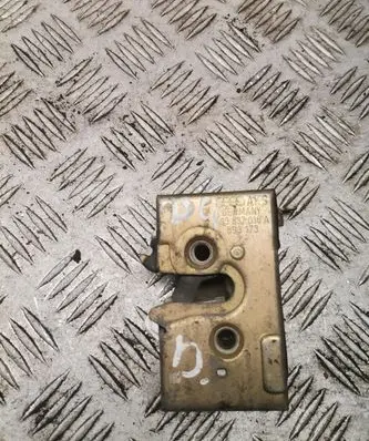 Audi 80 90 B3 Front door lock 893837016a