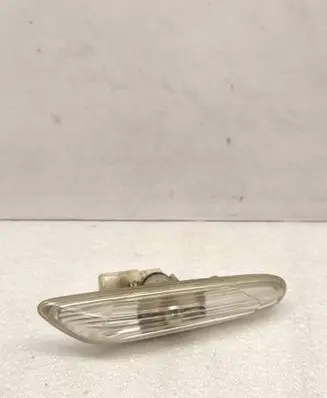 BMW 3 E90 E91 Front fender indicator light 6932998